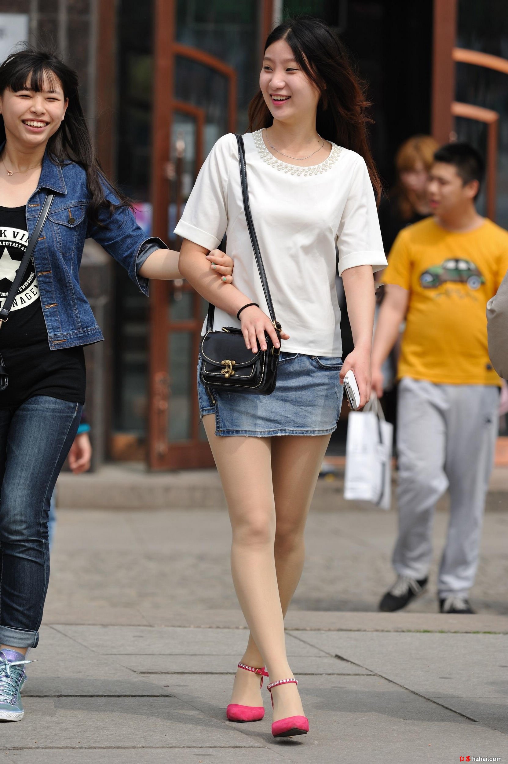 1407072048ce8cd33d56cb6992.jpg